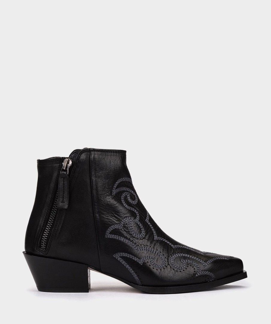 Shoe Pedro Miralles Ankle Boots | Oiled Effect Leather Ankle Boots In Black Colour Elit Negro